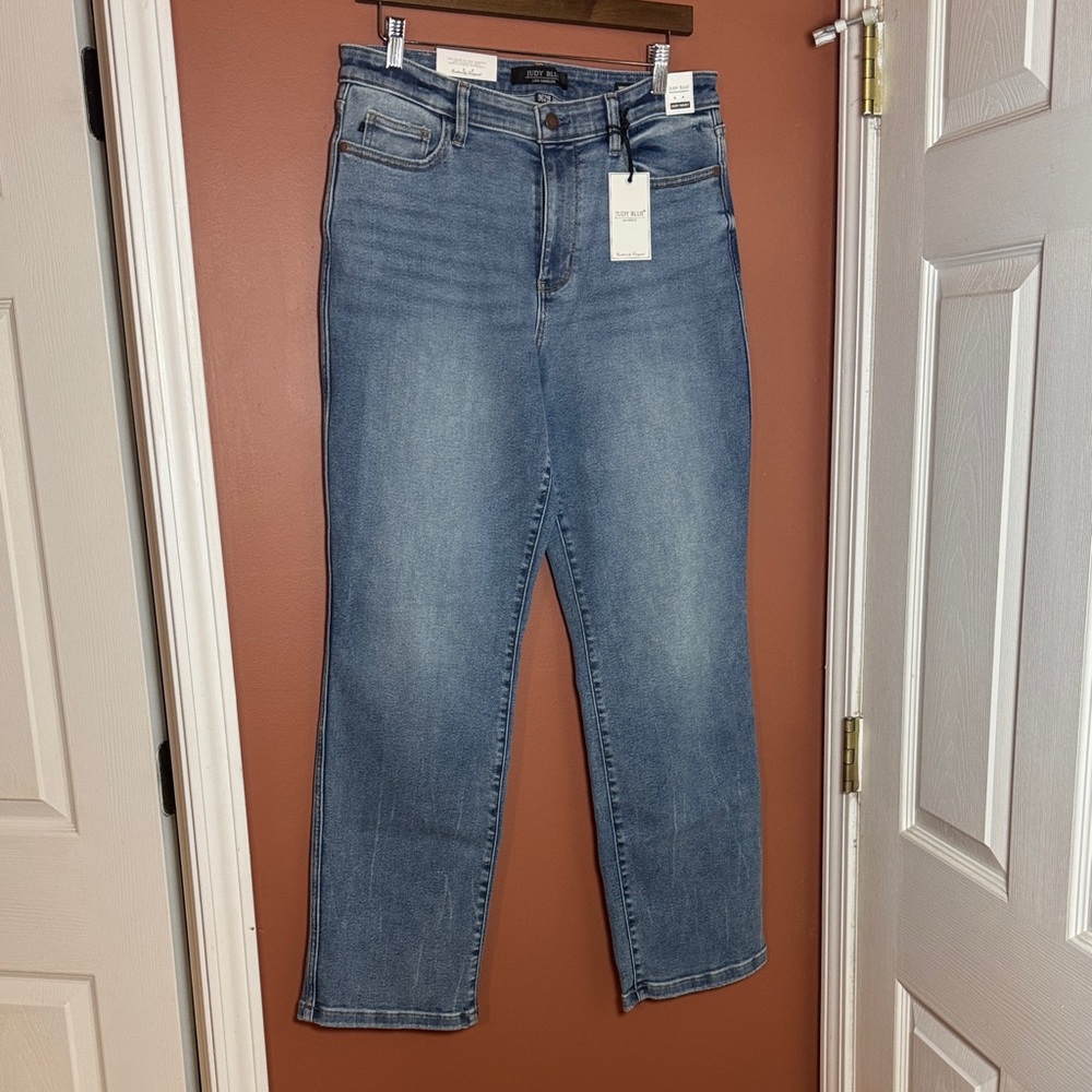 Judy Blue Light Blue Straight Leg Jeans